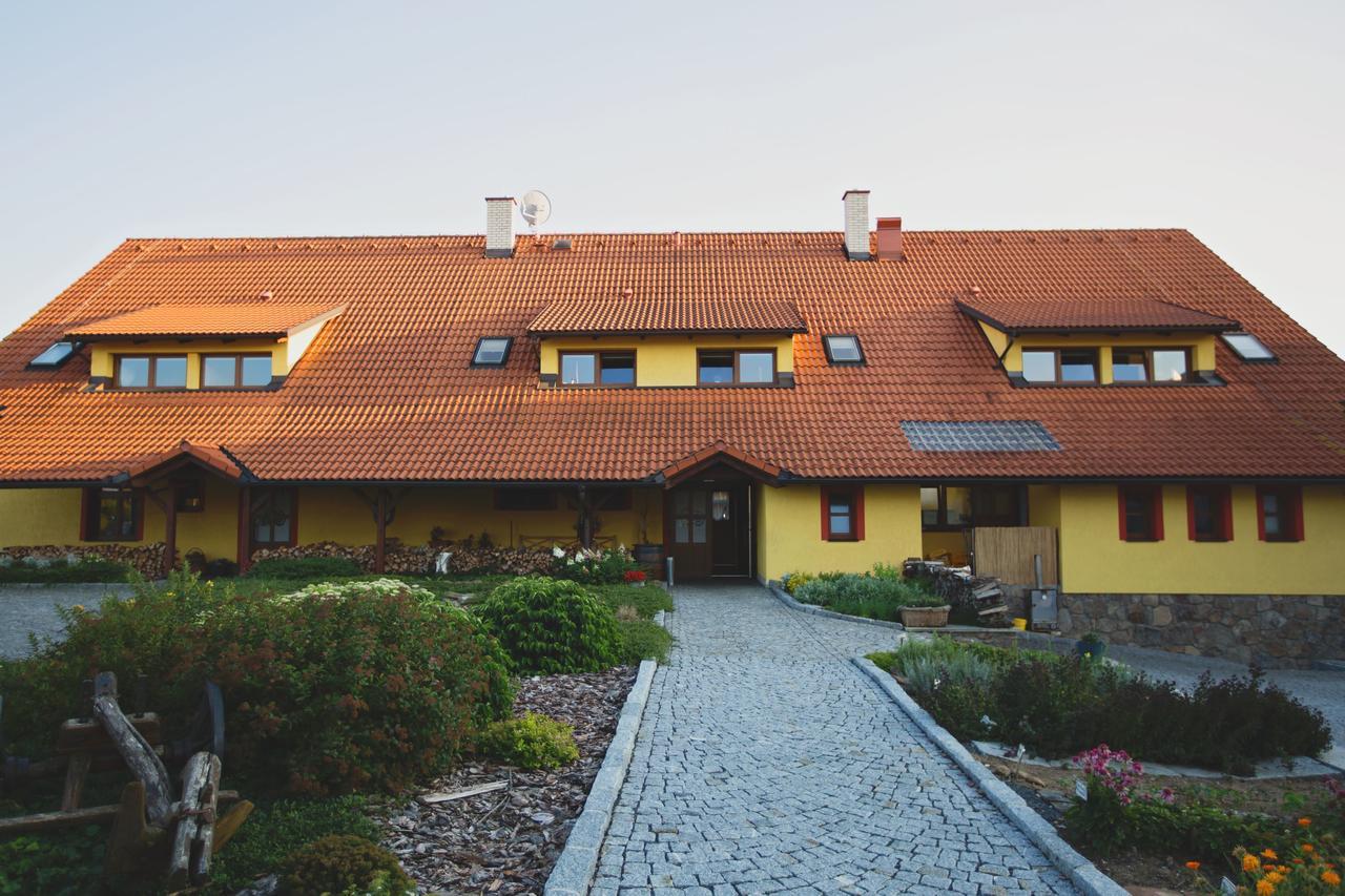 Statek Ceska Lipa Myslovice Hotel Klatovy Exterior photo